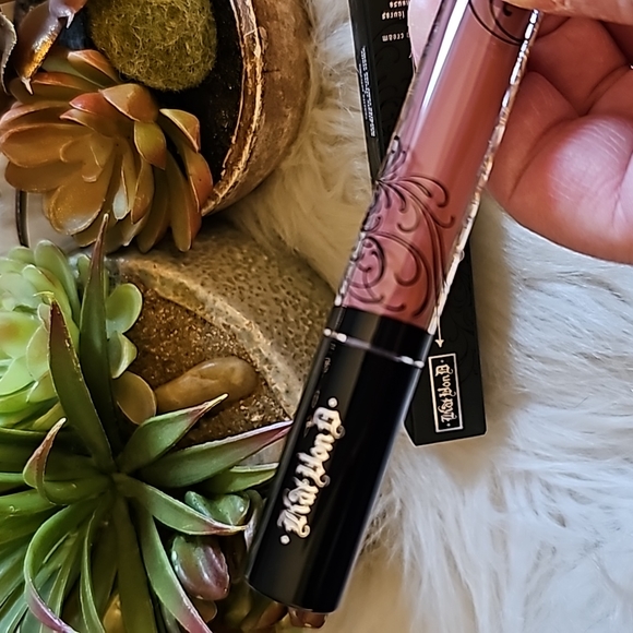 Kat Von D Makeup Kvd Beauty Xo Vinyl Lip Cream Lip Gloss In Lolita